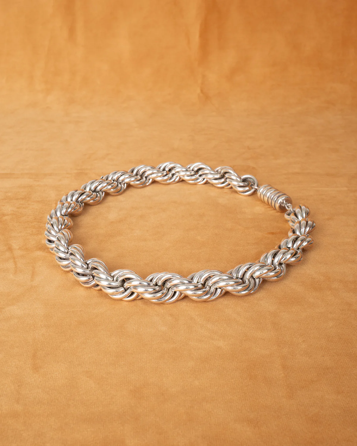 neck M2461 - Image 5