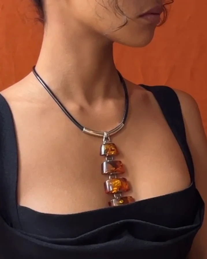 neck N2326 - Image 2
