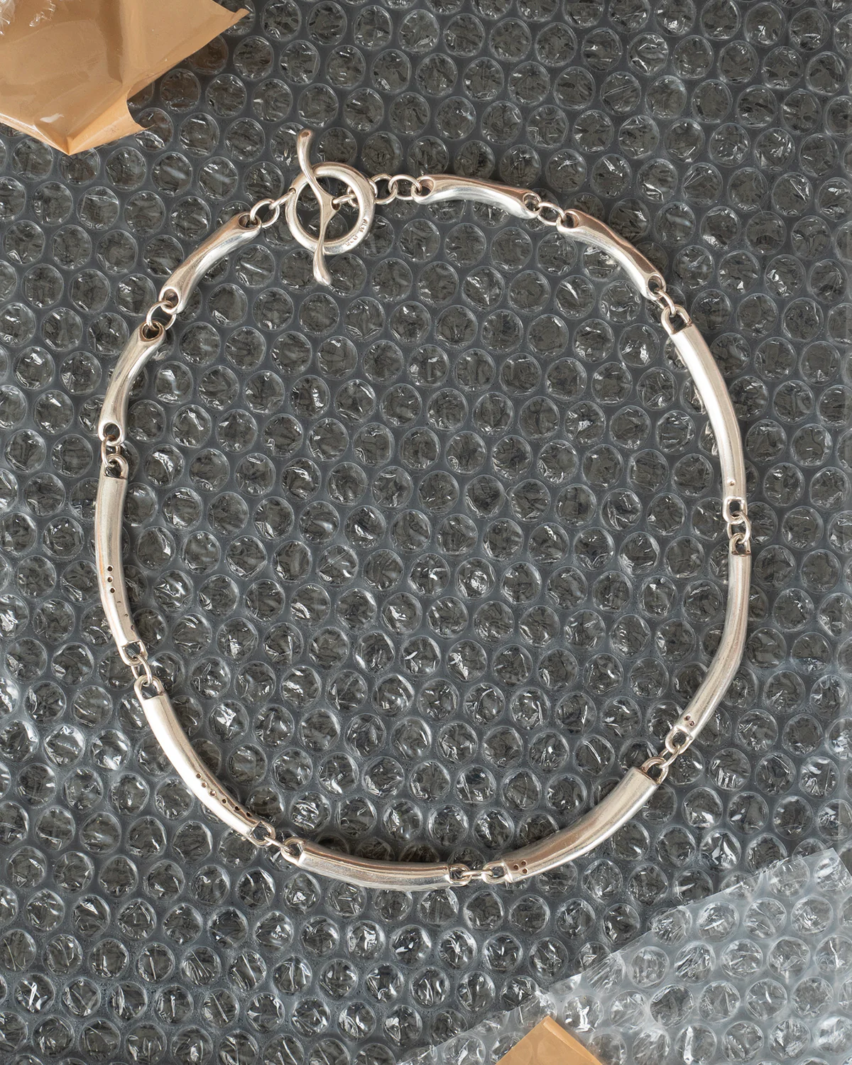 neck O2401