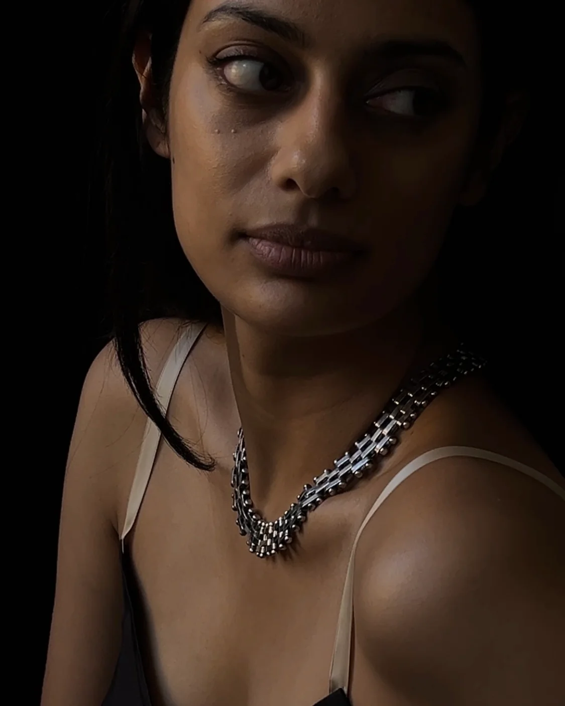 neck O2539 - Image 2