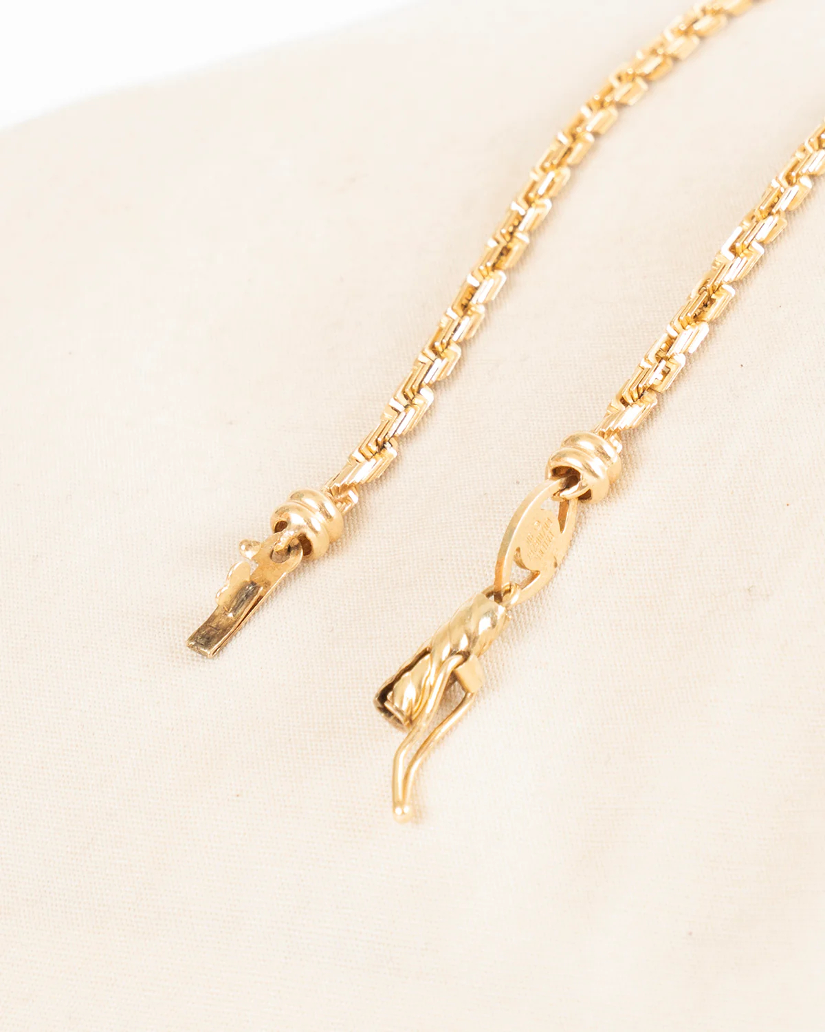 neck S2407 - Image 7