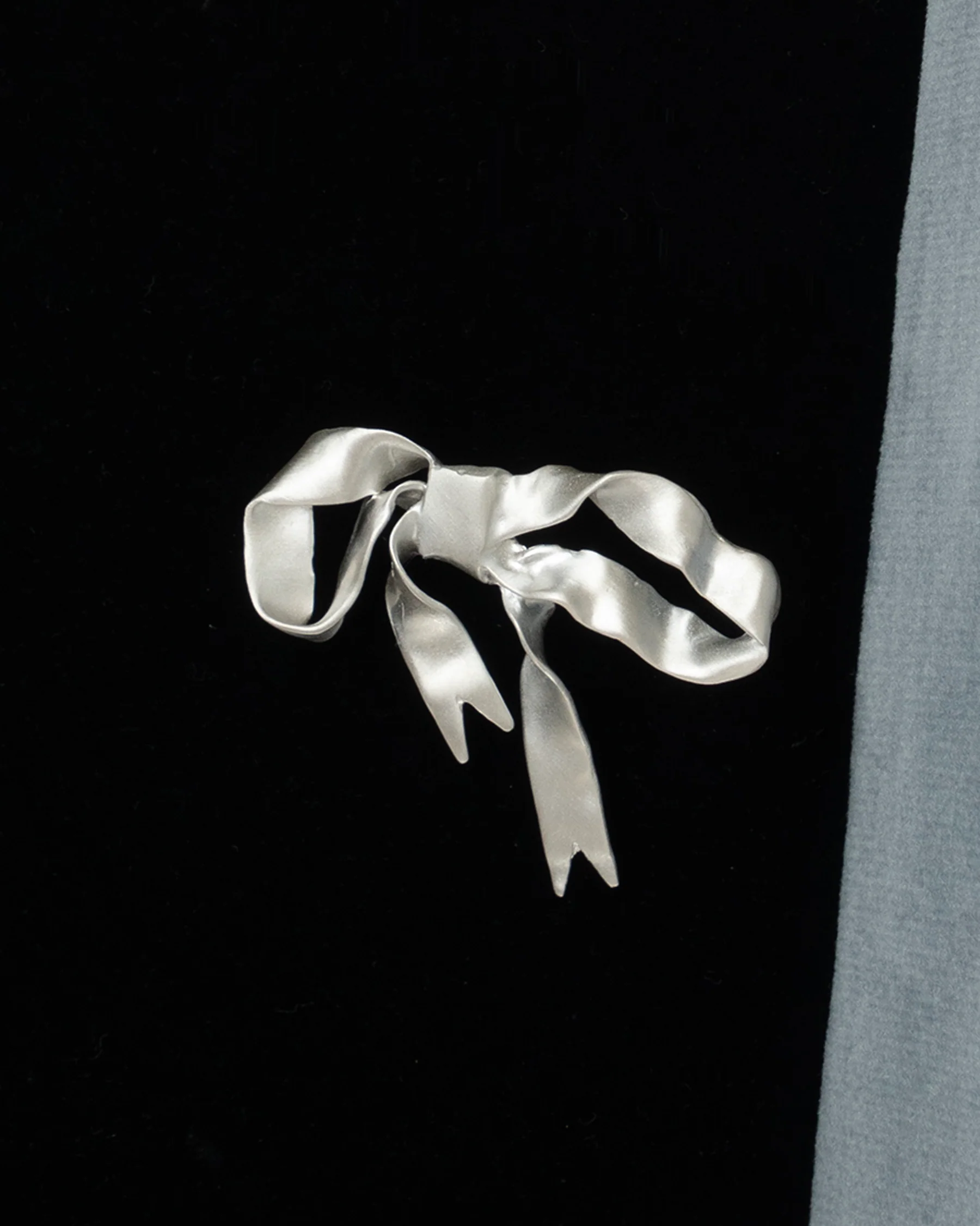 pin LC13