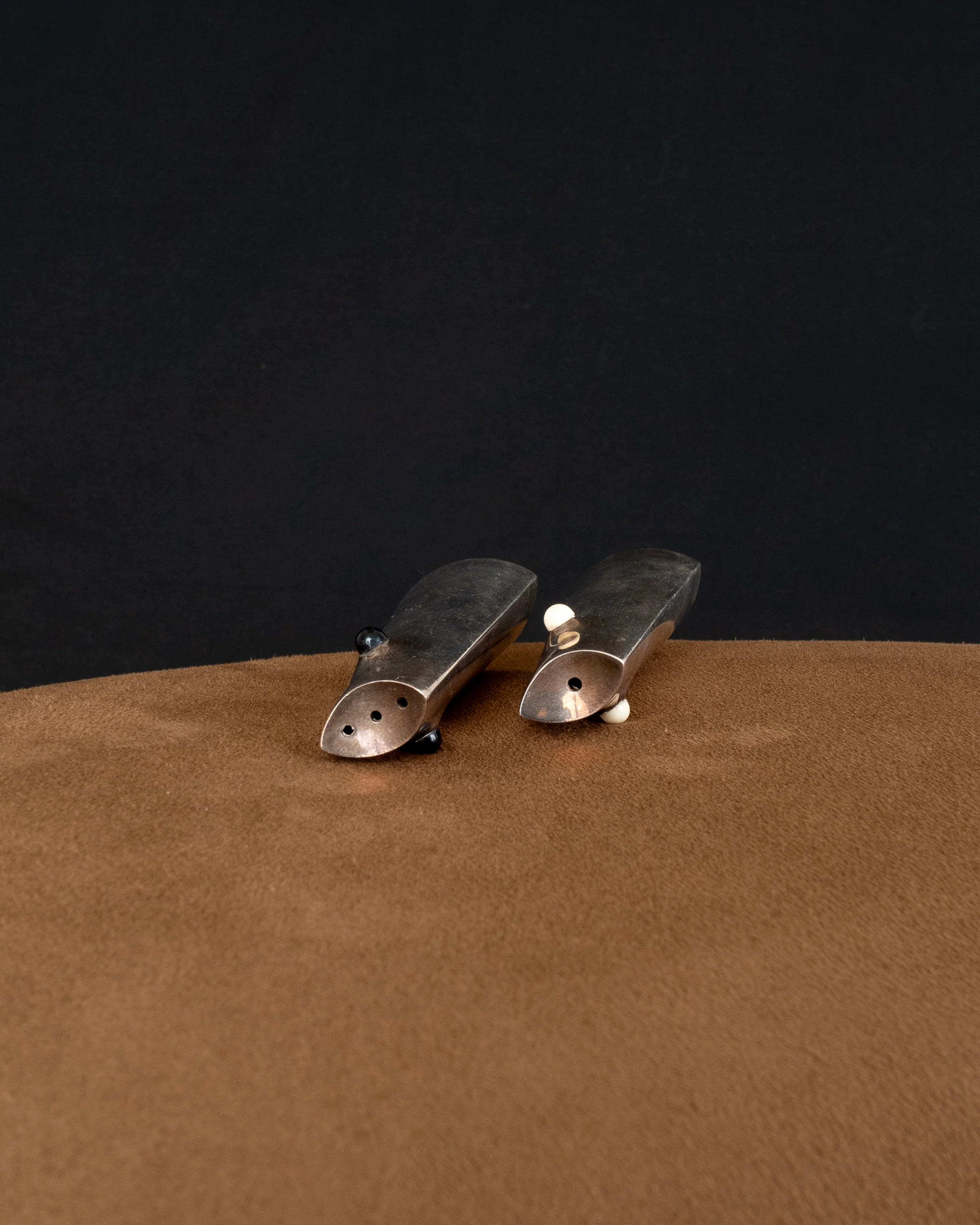 vess D2328 - Image 4