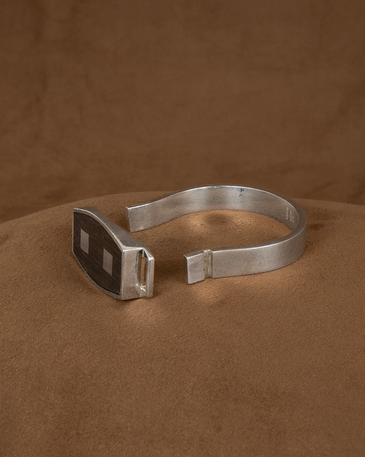 wris J2511 - Image 5